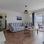 Three-bedroom In Nova Casa vacanze Vela Luka