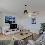Casa vacanze Three-bedroom In Nova *