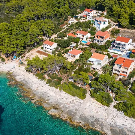 Three-bedroom In Nova Hébergement de vacances